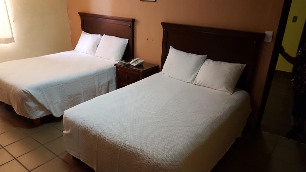 Hotel La Posta Monclova Pokój zdjęcie